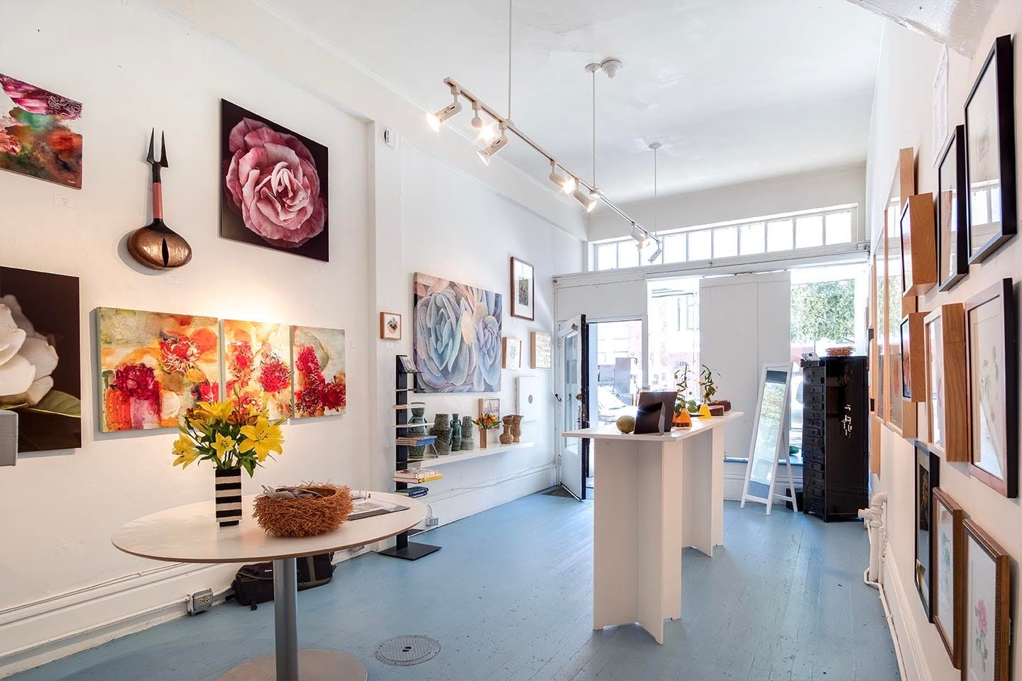 Modern Pop-Up Gallery in Nob Hill