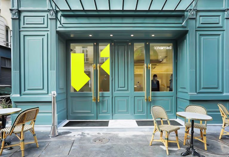 Historically classed Showroom in Saint-Germain - Image 1