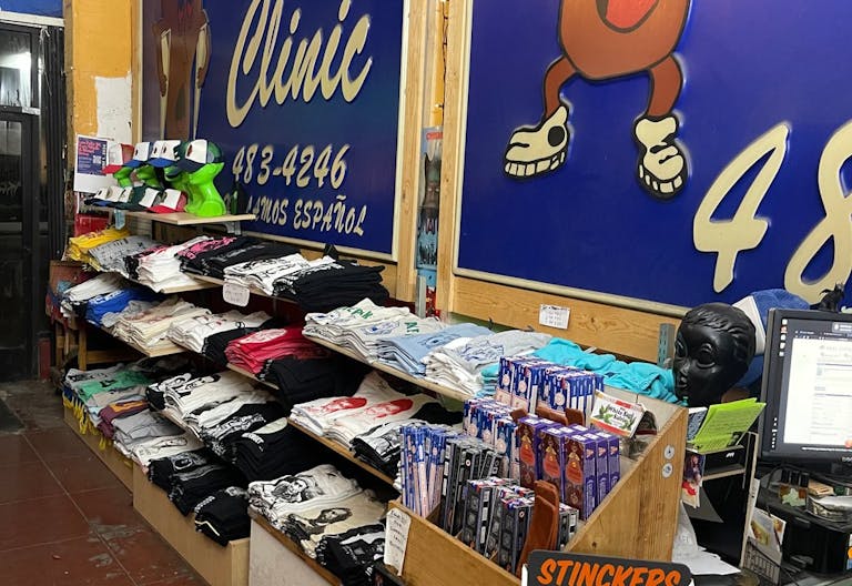 Los Feliz East Hollywood Retail storefront for pop-up shops - busy street open late if necessary - Image 0