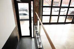 Chic East Williamsburg Space - Image 11