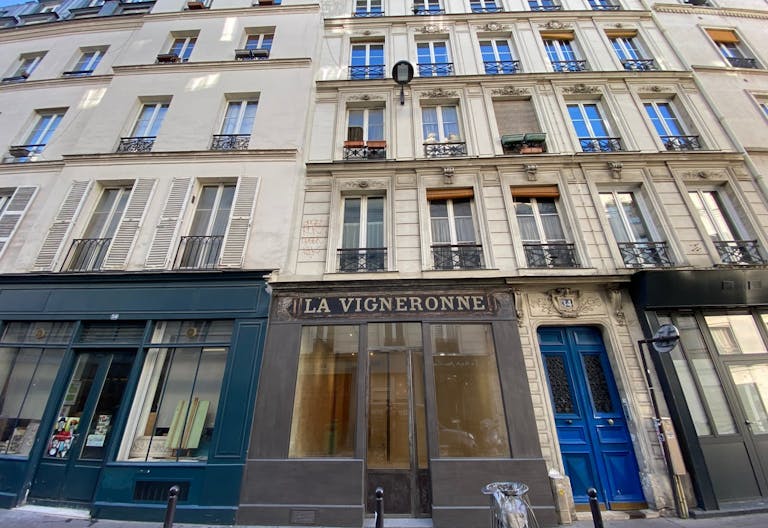 Charming space close to the Marais - Image 3