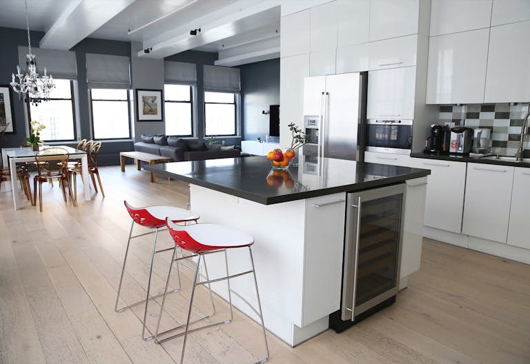 Gorgeous Fifth Avenue Loft - Image 0