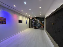 West Village Storefront with Patio on Bleecker St - Image 11