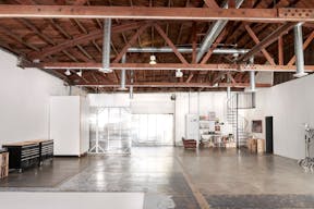 East LA's Premier Photo Studio - Image 1