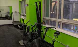 Fully Equipped - Full Access - Prime Location Physical Therapy Space - Image 2