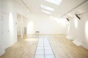 OWROOM IN PARIS – 213 sqm OF STYLE & LIGHT IN THE HEART OF THE CITY - Image 0