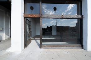 Stunning Retail Space on Iconic Sunset Boulevard - Image 14