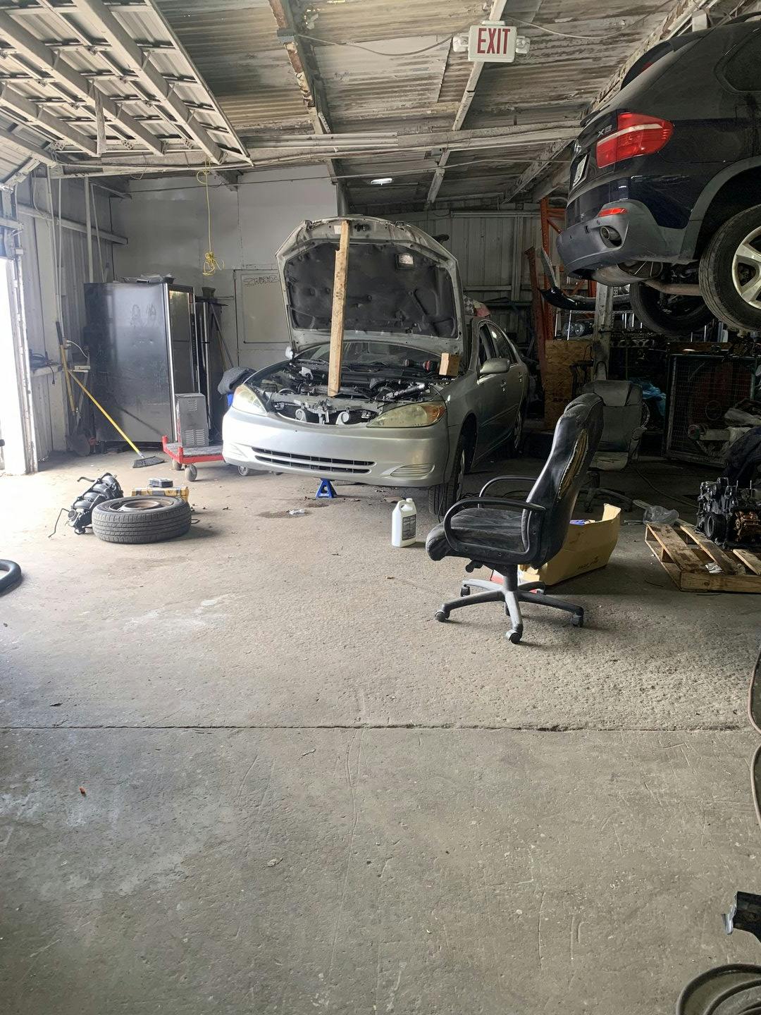Industrial Mechanic Shop and Workspace in Pompano Beach