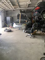 MECHANIC SHOP SPACE APPROX 2500 SQ FT - Image 1