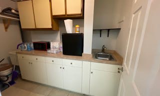 Urban Full Service Commercial Photo & Video Studio - Image 4