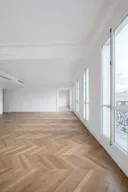 APPARTEMENT DE RECEPTION VUE ARC DE TRIOMPHE - Image 4