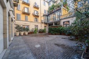 PERFECT FOR POP UP, SHOWROOM, EXHIBITION, FASHION SHOW - Image 12