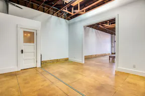 White Box Space in West Adams - Image 18