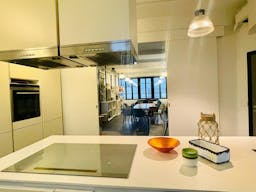 Showroom/ Rooftop - Une adresse confidentielle  Design, Chic au c?ur d'un quartier anim� - Image 12