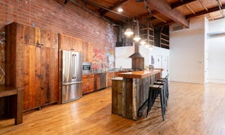 Silver Lake Meeting Space - Photography studio - Image 7