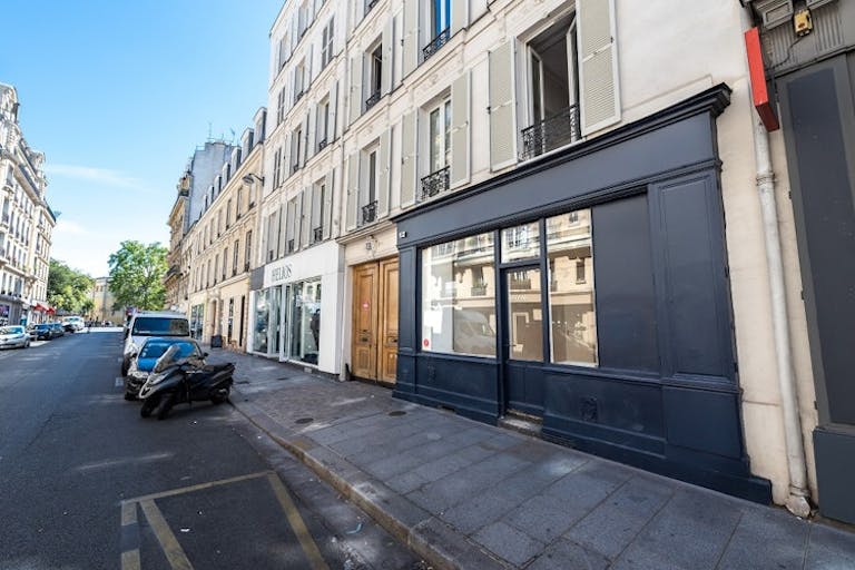 Rue des filles du calvaire Boutique Ephémère - Image 2