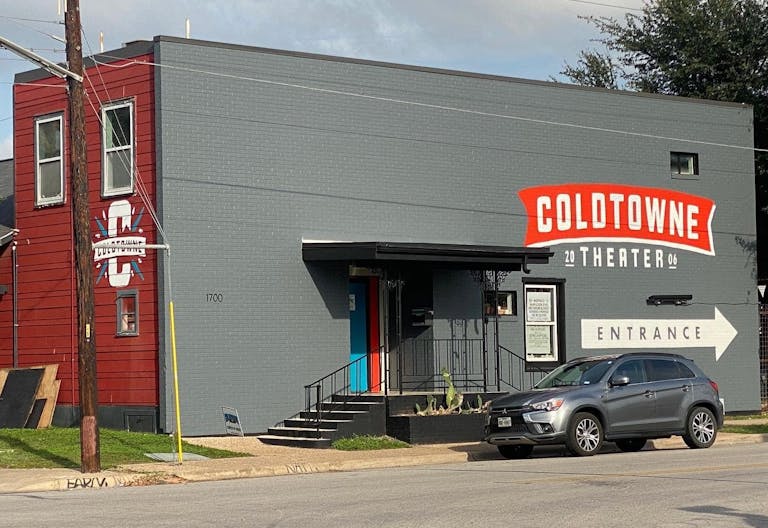 Cool Eastside Indoor and Outdoor Space with Private Parking. - Image 4