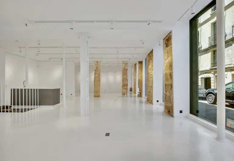 Beautiful space in Le Marais - Image 3