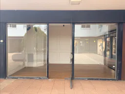 GALERIE VILLAGE SUISSE  - Image 2