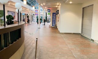 Used as a popup for building Skövde in lego at Commerce - Image 4