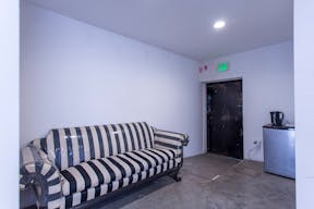 Fairfax District Versatile High Ceiling Two Level Indoor/ Outdoor Party Film Photo Space - Image 11