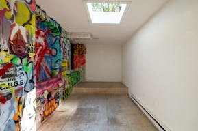 Versatile Creative Hub: Uncover Potential in this UWS Gem - Image 2