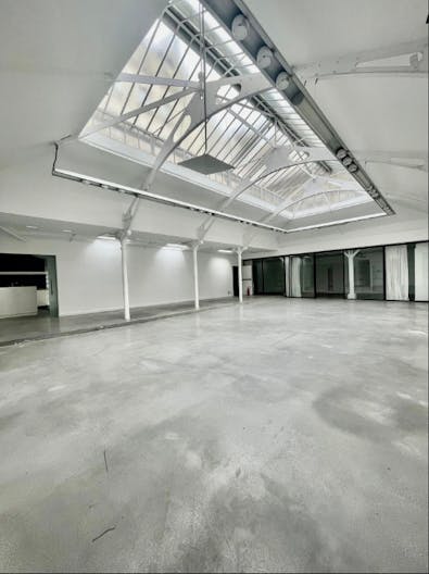 ESPACE WITHUS - MARAIS - Image 1