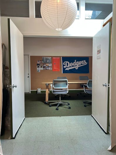 Conference Room for 6-8! - Image 3