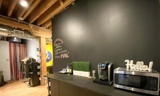 Sunny Creative Space in Tazewell - Image 7