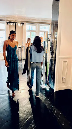 Showroom in Sublime Triangle d'Or - Image 2