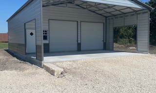Jarrell Shop - Image 1