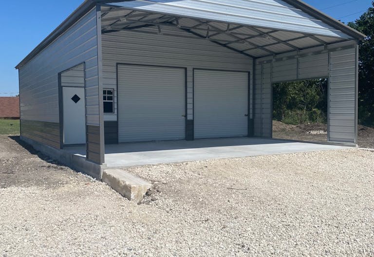 Jarrell Shop - Image 1