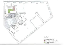 Superb Corner Boutique Op�ra - Image 3