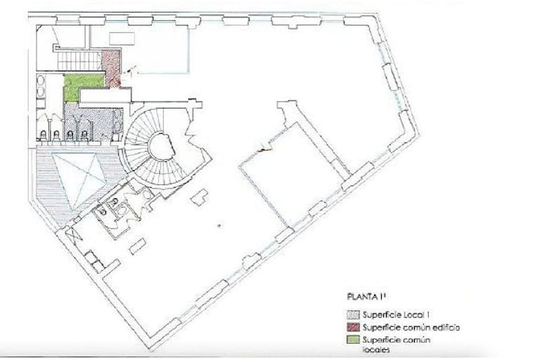 Superb Corner Boutique Op�ra - Image 3