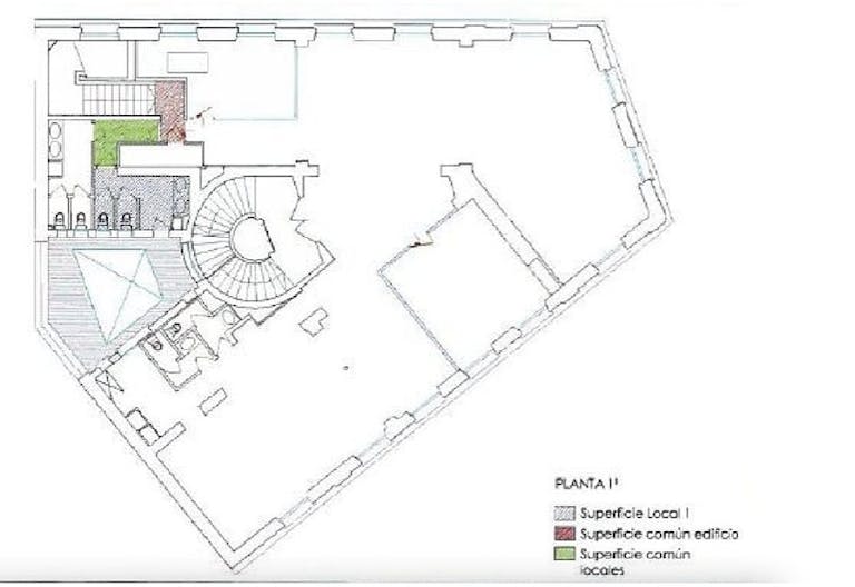 Superb Corner Boutique Op�ra - Image 3