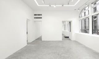 Large Showroom Rue Froissart - Image 5