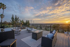 Super Mansion with Los Angeles 360 Views - Image 11