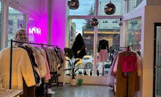 Capitol Hill Retail store share space - Image 0