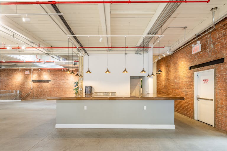 Spacious Industrial Event Space in Greenpoint, Brooklyn - Image 2