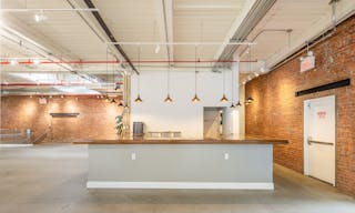 Spacious Industrial Event Space in Greenpoint, Brooklyn - Image 2