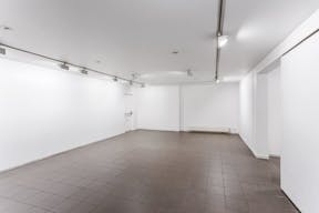 One-of-a-Kind Space in Le Marais - Image 15