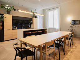 Espace coworking au cœur du 8 -ème arrondissement - Image 3