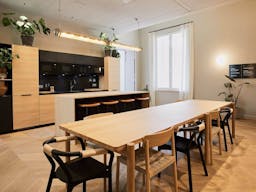 Espace coworking au cœur du 8 -ème arrondissement - Image 3