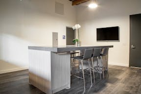 East LA Skylight Studio - Image 4