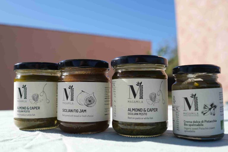 Rustic Sicilian olive farm & historic barn venue - Image 3