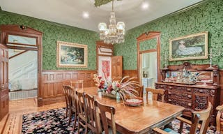Exquisite & Unique Home: A Masterpiece you must see! - Image 2