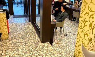 Boutique Shop For Rent - Prime Bordeaux - Near Place des Grands Hommes - Ideal Pop-Up Store - Image 3