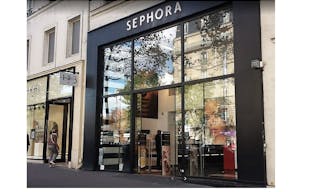 Flagship in Avenue des Ternes - Image 0