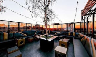 Rooftop Bar in Santa Monica - Image 0