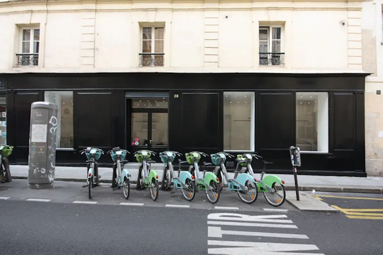 Le Marais Pop Up Boutique Saint-Gilles - Image 1